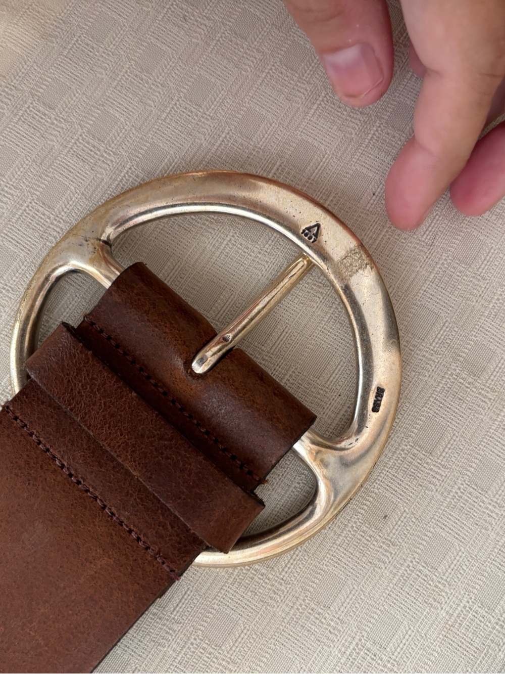 Brown Leather Men’s Belt with Silver Round Buckle
